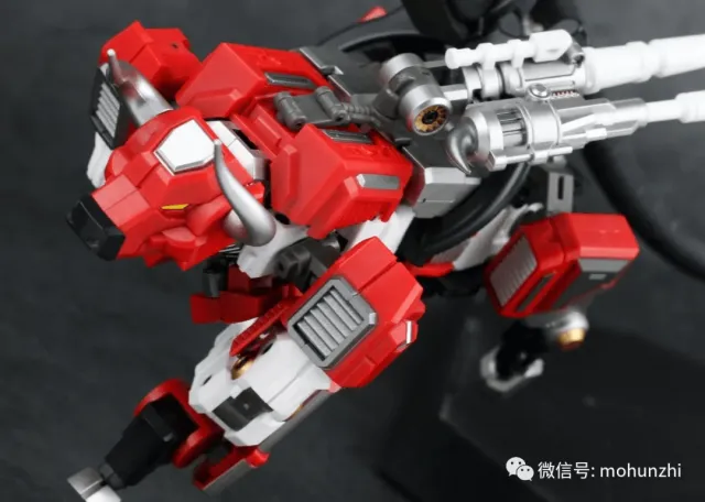 Generation Toy - GT-11 Red Bull