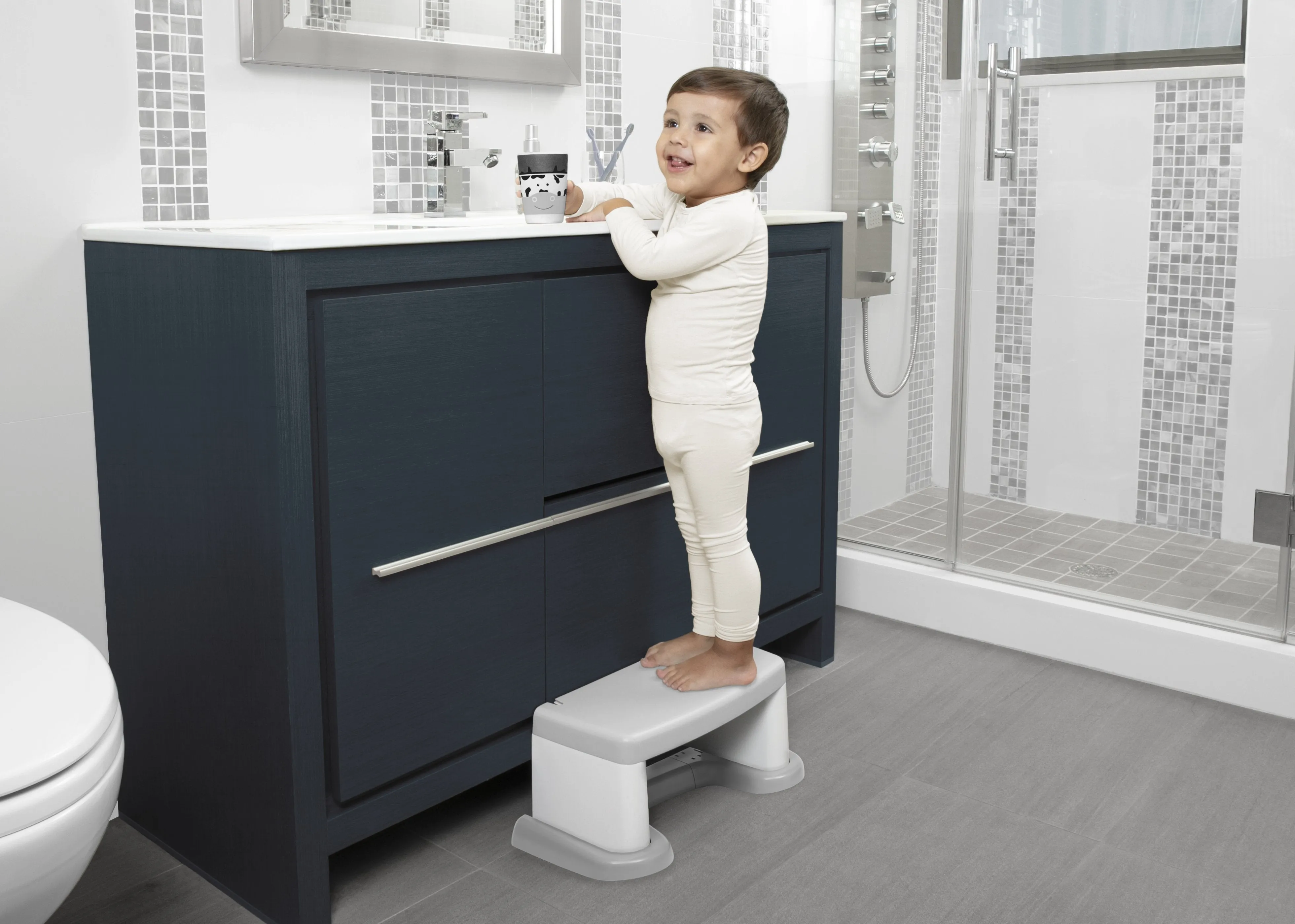 PerfectSize 3-in-1 Convertible Sink, Step Stool and Bath Toy for Kids