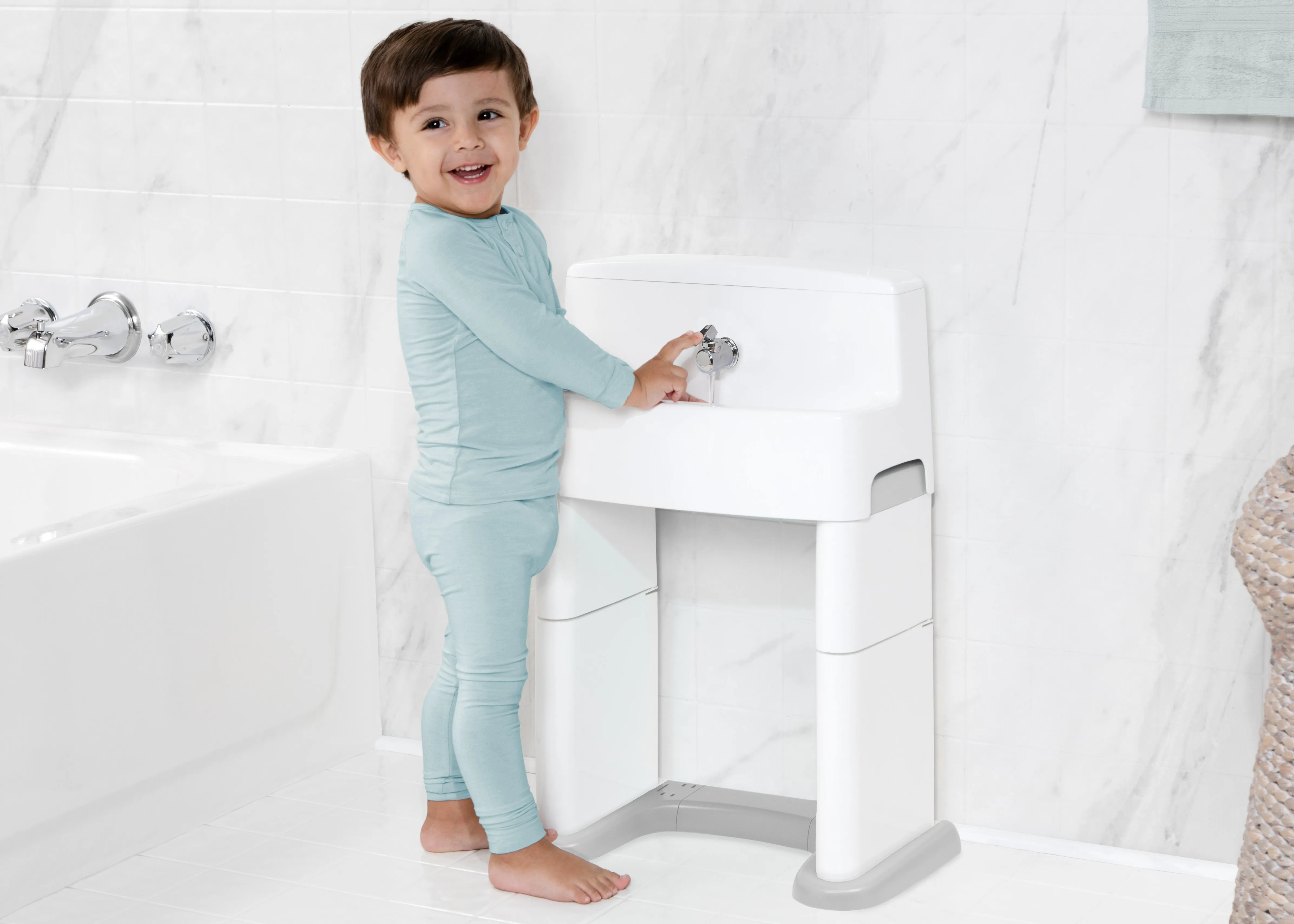 PerfectSize 3-in-1 Convertible Sink, Step Stool and Bath Toy for Kids
