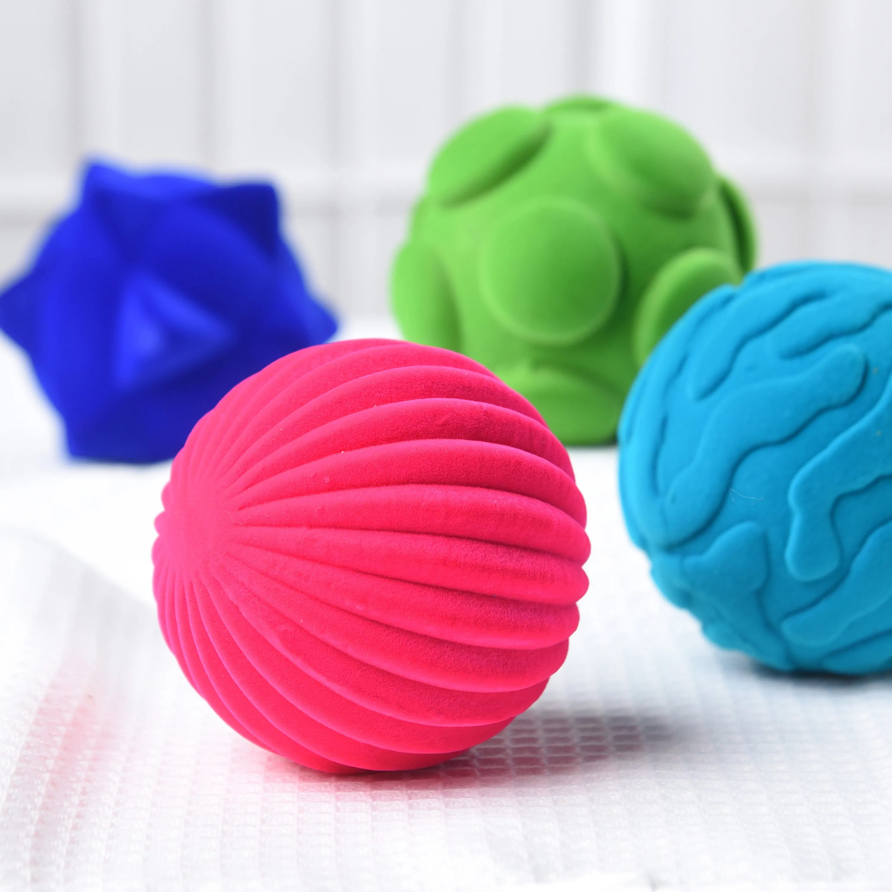 Rubbabu&reg; Whacky Ball Assortment, Tray - 6 PC