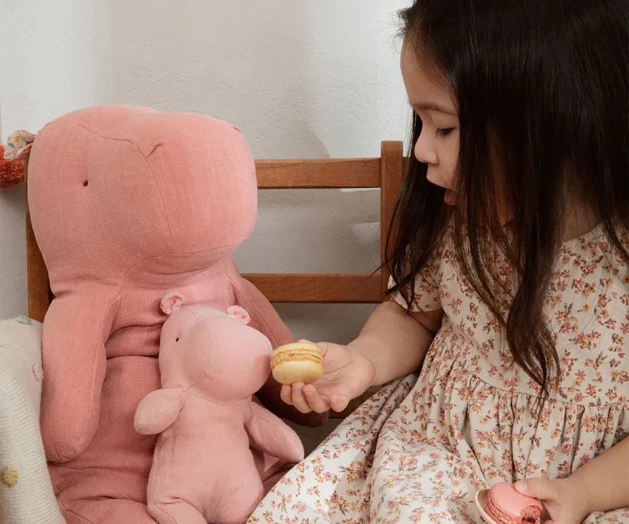 Safari Friends, Small Hippo - Soft Rose