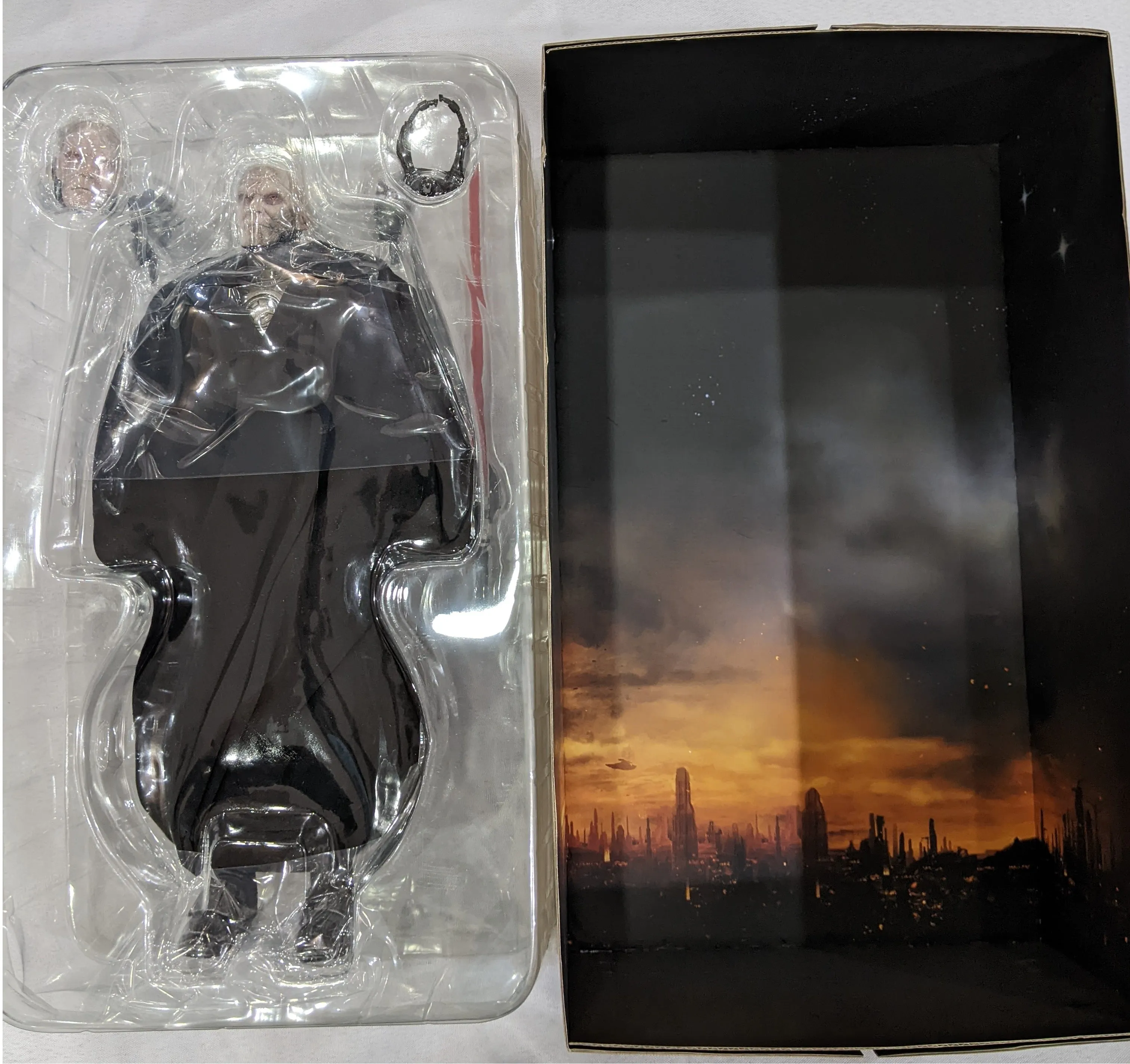 Sideshow Collectible 1/6 Star Wars The Old Republic Darth Malgus Sixth Scale Figure *Open Box*